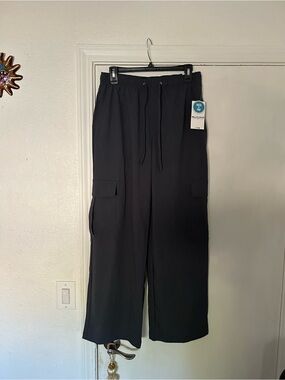NWT Grey Wide Leg Cargo Pants w/ Elastic Waist